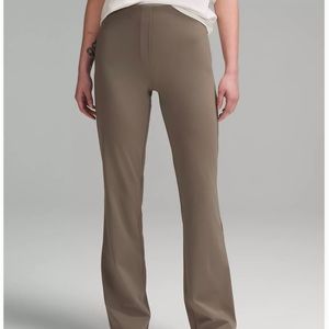 Lululemon - Smooth Fit Pull-On High-Rise Pant
